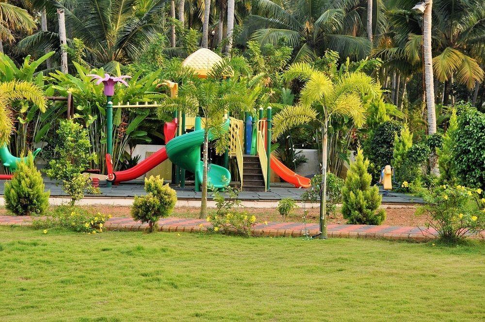 Lake Palace Trivandrum Vettutura Exterior foto
